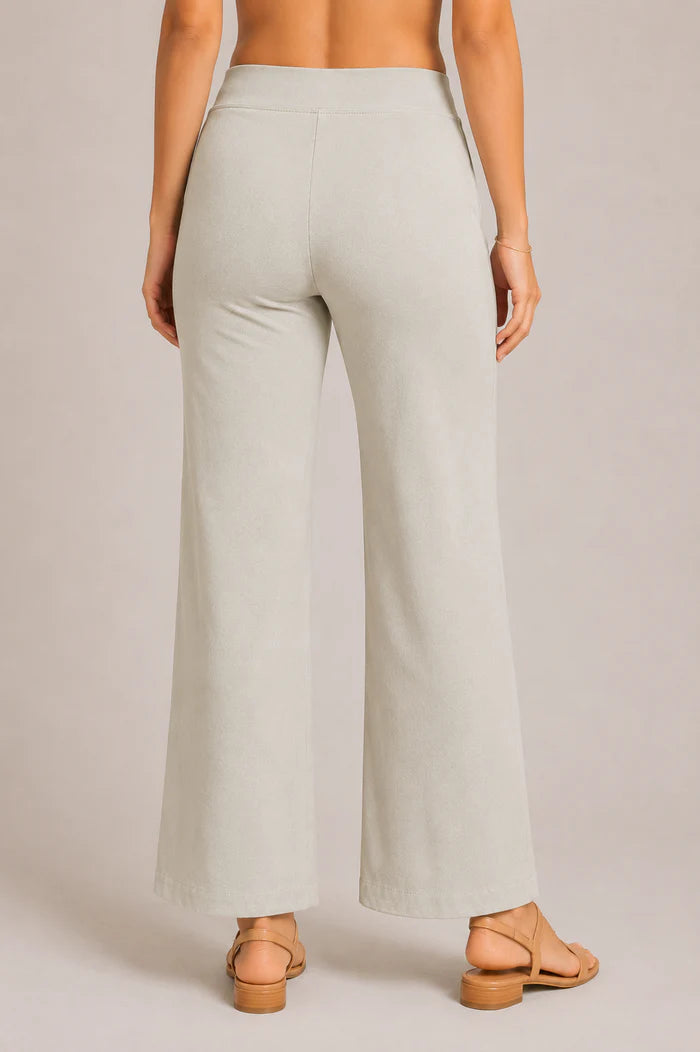 The Easy Pant in Silver Green